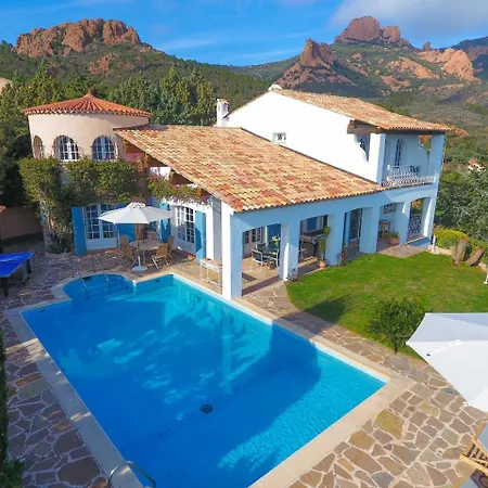 Luxueuse Surplombant La Mer - Vue Incroyable * Saint-Raphael (Var)